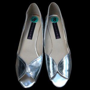 STEVE MADDEN Silver Flats Shoes Size 8
